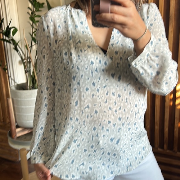 Joie‎ Silk Pearline Leopard Silk L/S Blouse. S - Picture 10 of 10